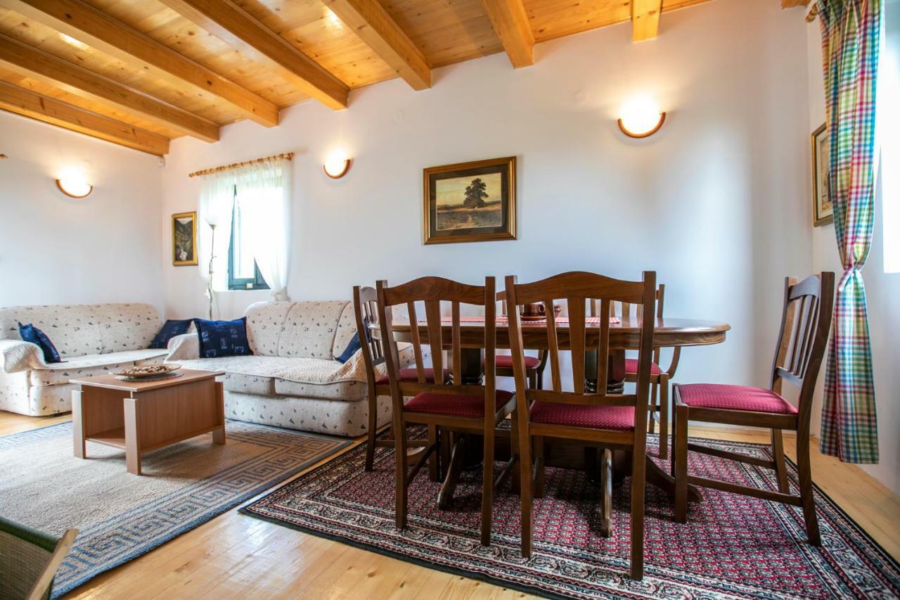 Guest House Holiday Zabljak  Bagian luar foto